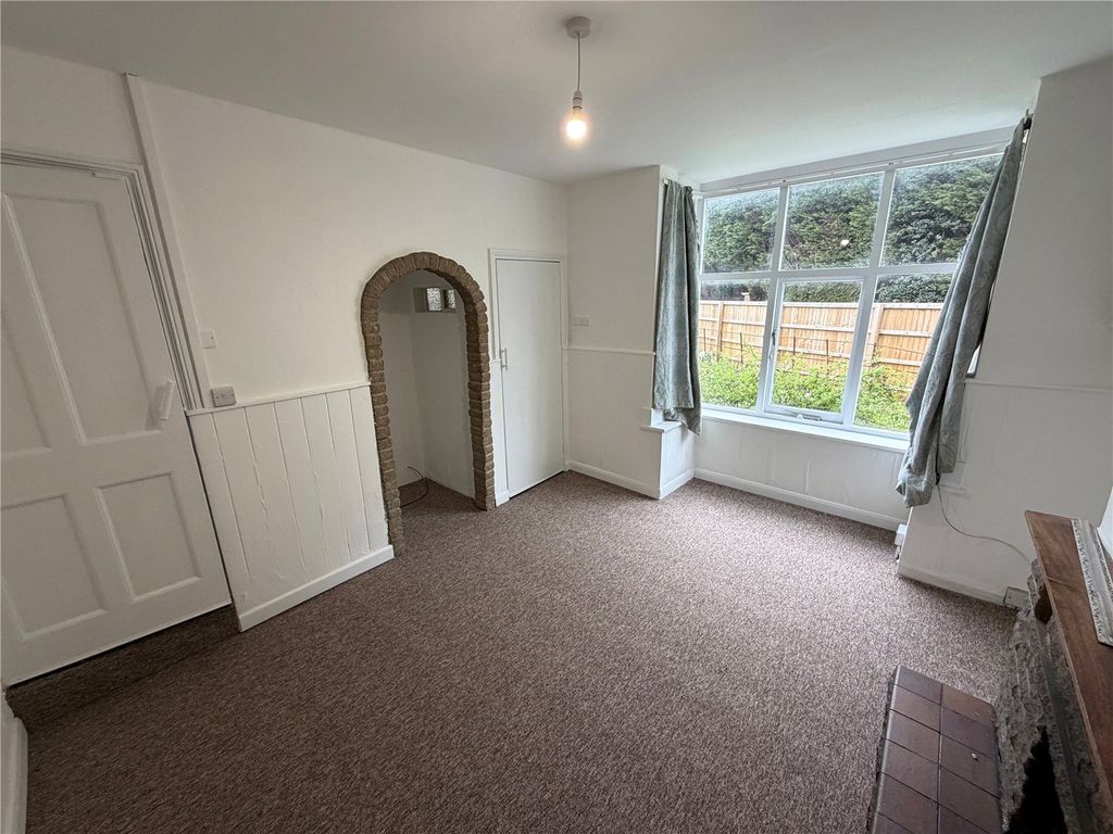 Property photo 2 of 10 Picture No. 05