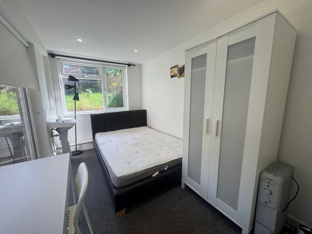Property photo 2 of 7 02421B96-327E-4Bc6-B2d3-F4c54F40Ed8B