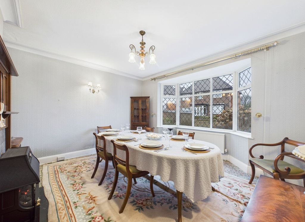 Property photo 3 of 16 Dining Room (Virtually Enhanced)