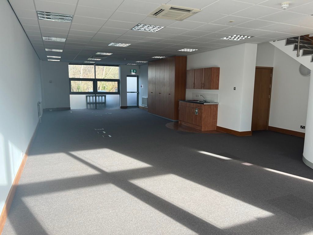 Property photo 2 of 7 Photo 1