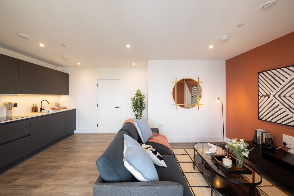 Property photo 2 of 10 Living Room