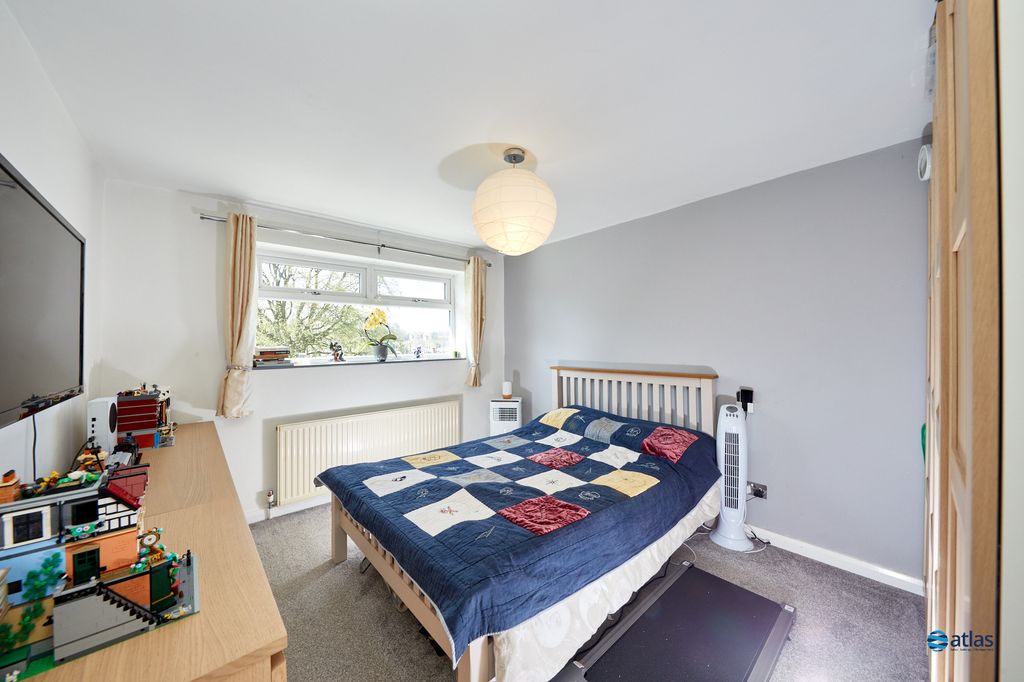 Property photo 3 of 15 Bedroom