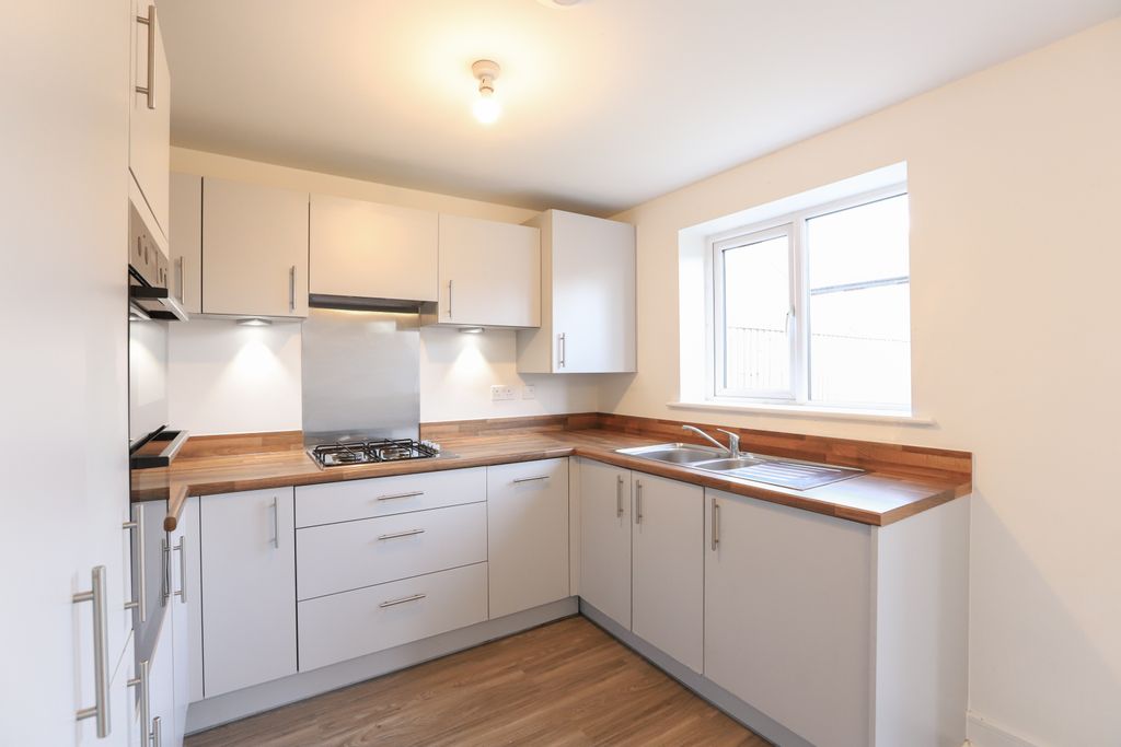 Property photo 3 of 16 3