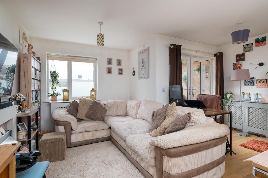 Property photo 3 of 17 Photo 3