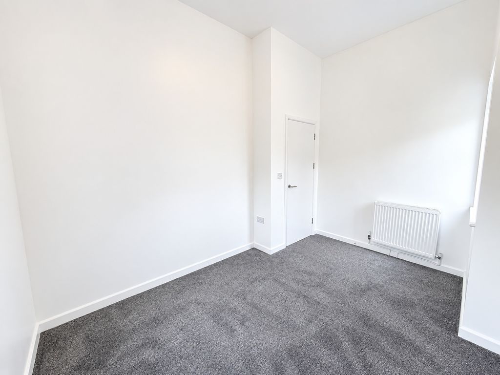 Property photo 2 of 7 Photo 9