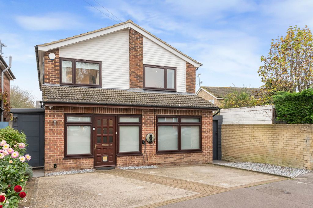 Property photo 1 of 54