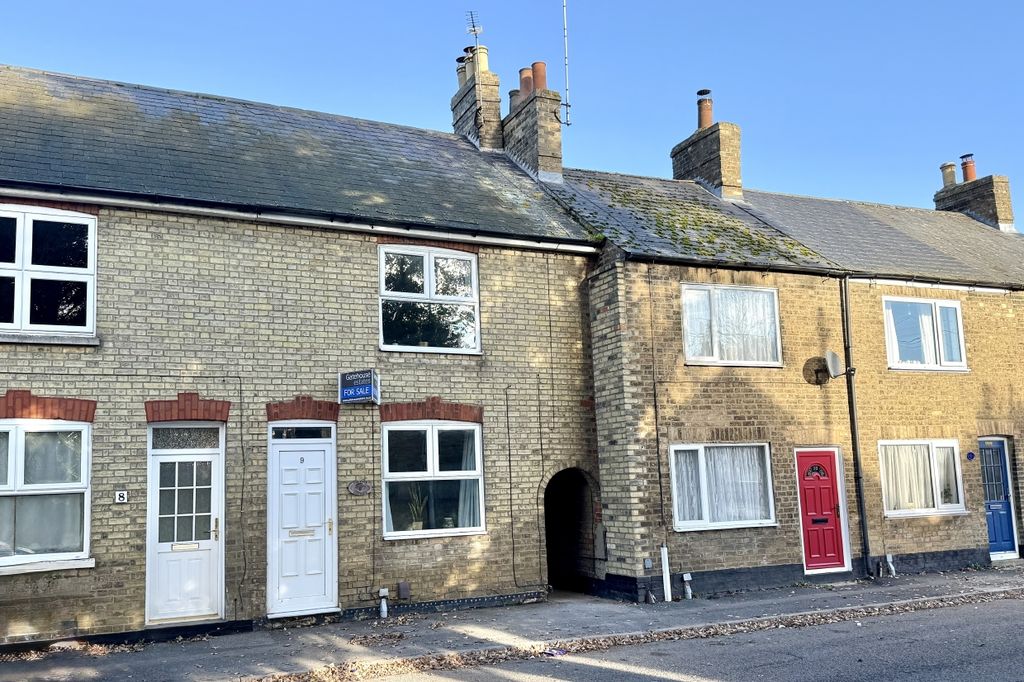 Property photo 1 of 11