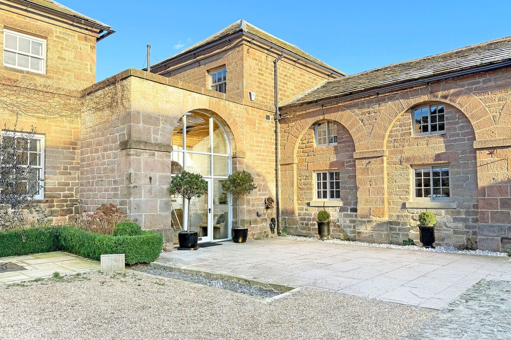 Property photo 3 of 26