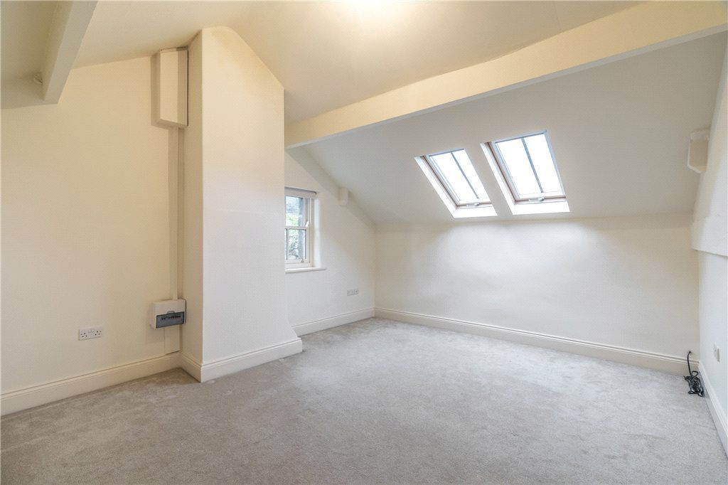 Property photo 3 of 13 0 General