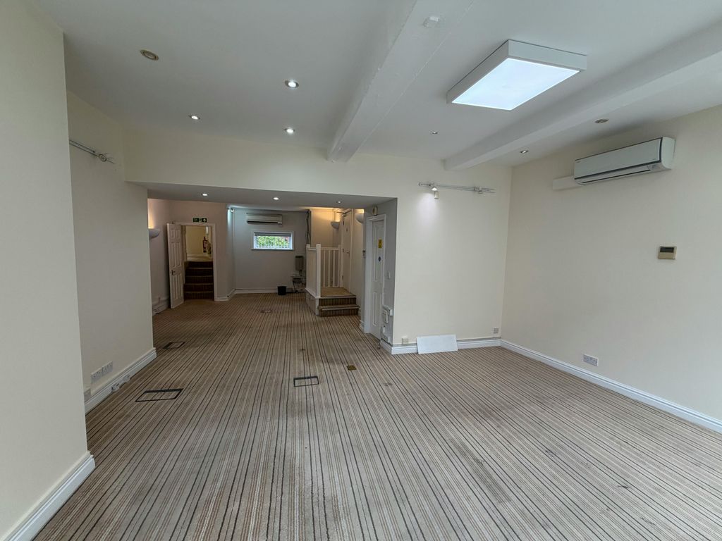 Property photo 3 of 8 Img_1332.Jpeg