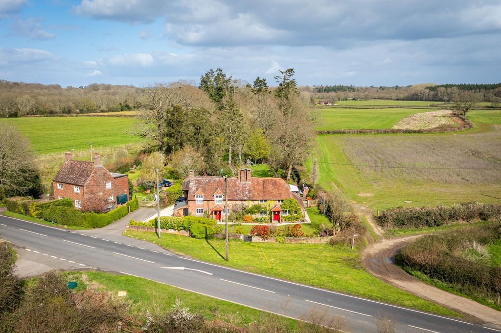 Property photo 1 of 34 Aerial