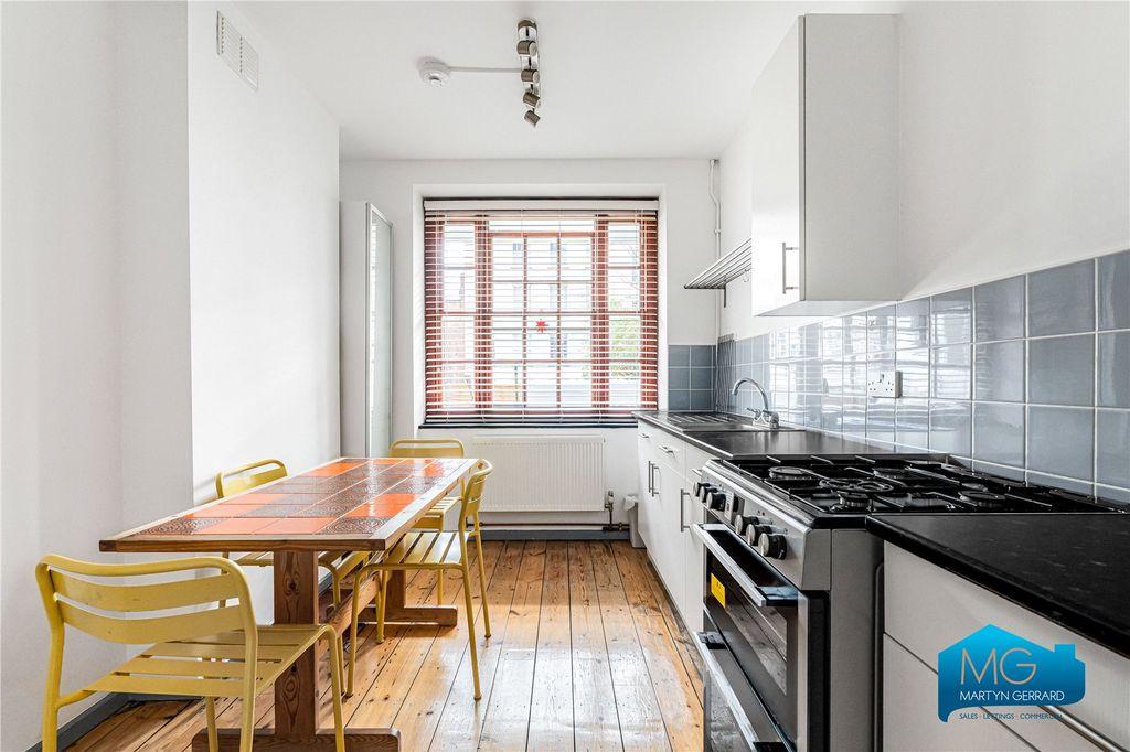 Property photo 2 of 14 Picture No. 27