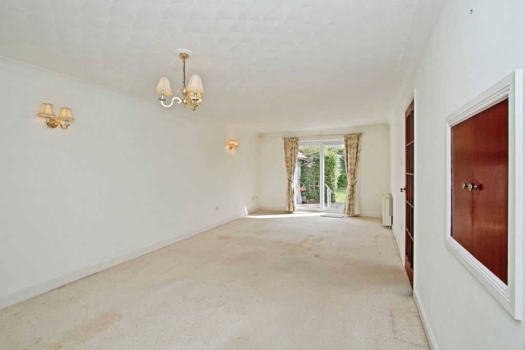 Property photo 2 of 18 Pbox-Img.Jpg