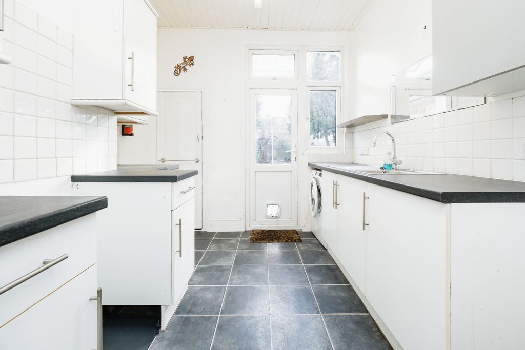 Property photo 3 of 17 Photography