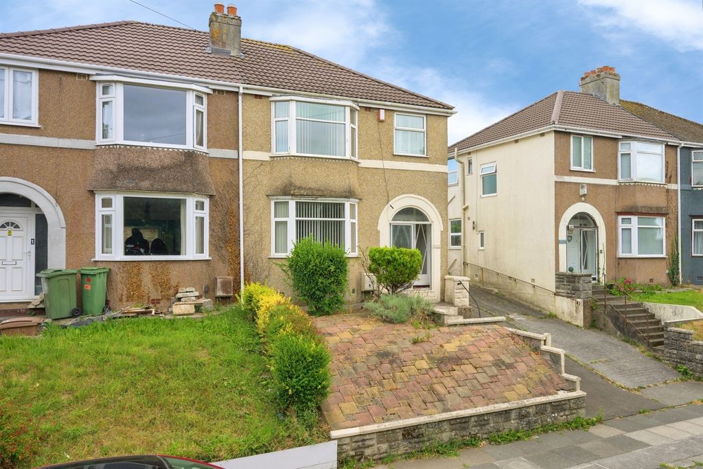 Property photo 2 of 30