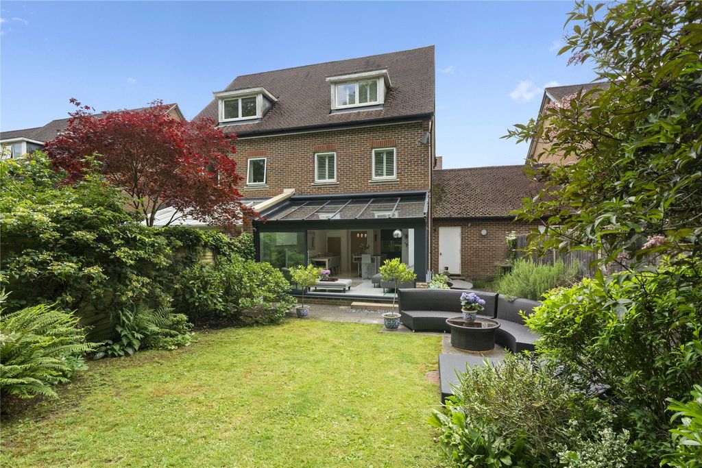 Property photo 1 of 18 Picture No. 04