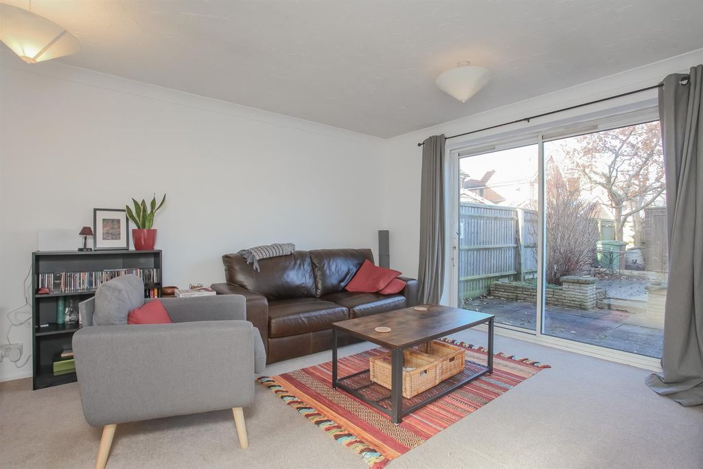 Property photo 3 of 13 Img_9834.Jpg