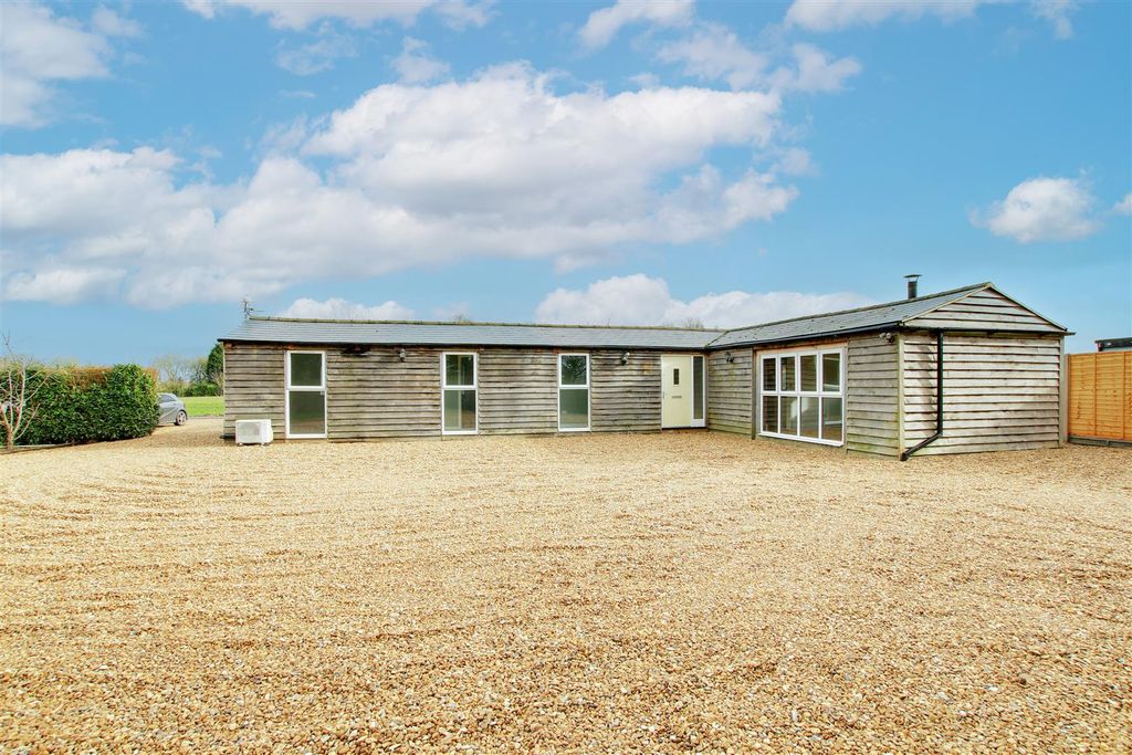 Property photo 1 of 20 Img_6907-Img_6909.Jpg