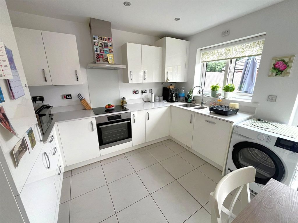 Property photo 3 of 14 Picture No. 07