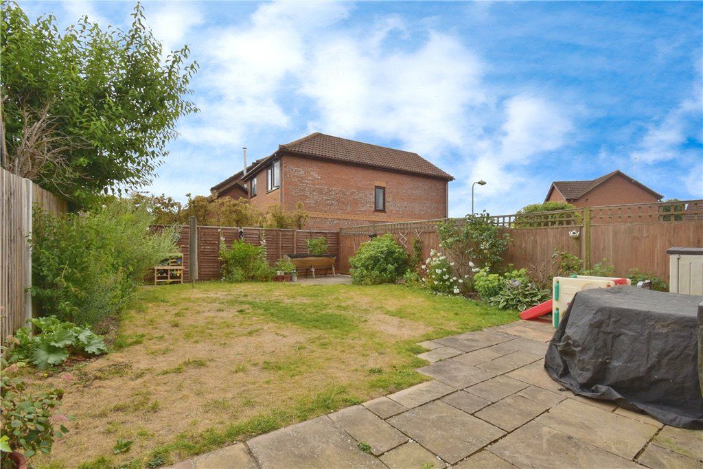 Property photo 2 of 14 Picture No. 12