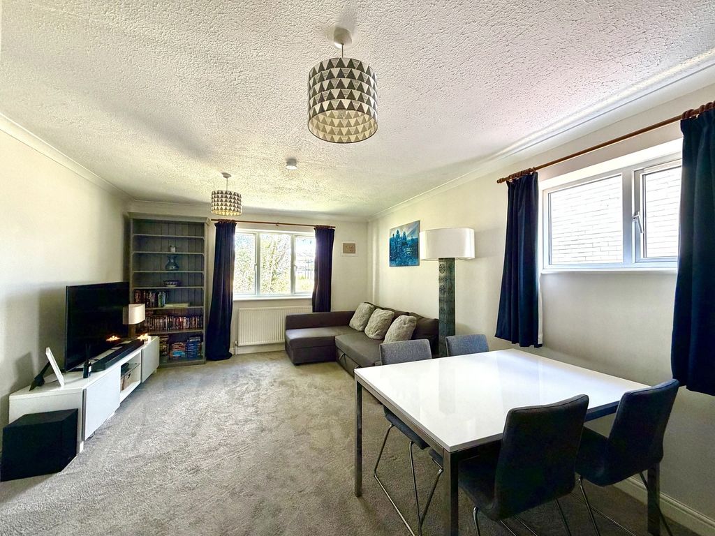 Property photo 2 of 9 Not Specified