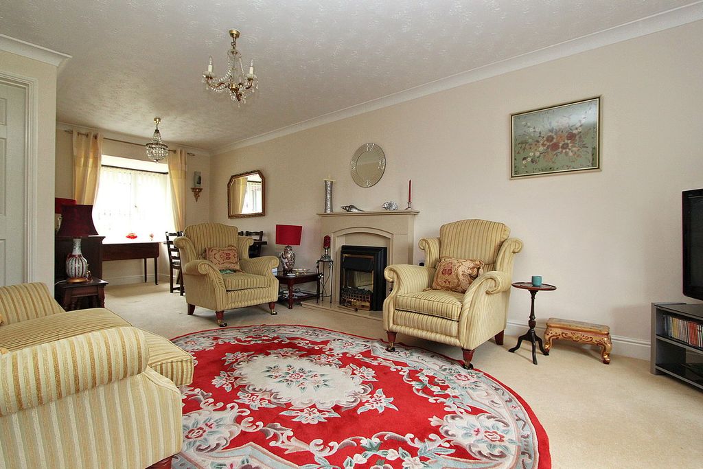 Property photo 3 of 16