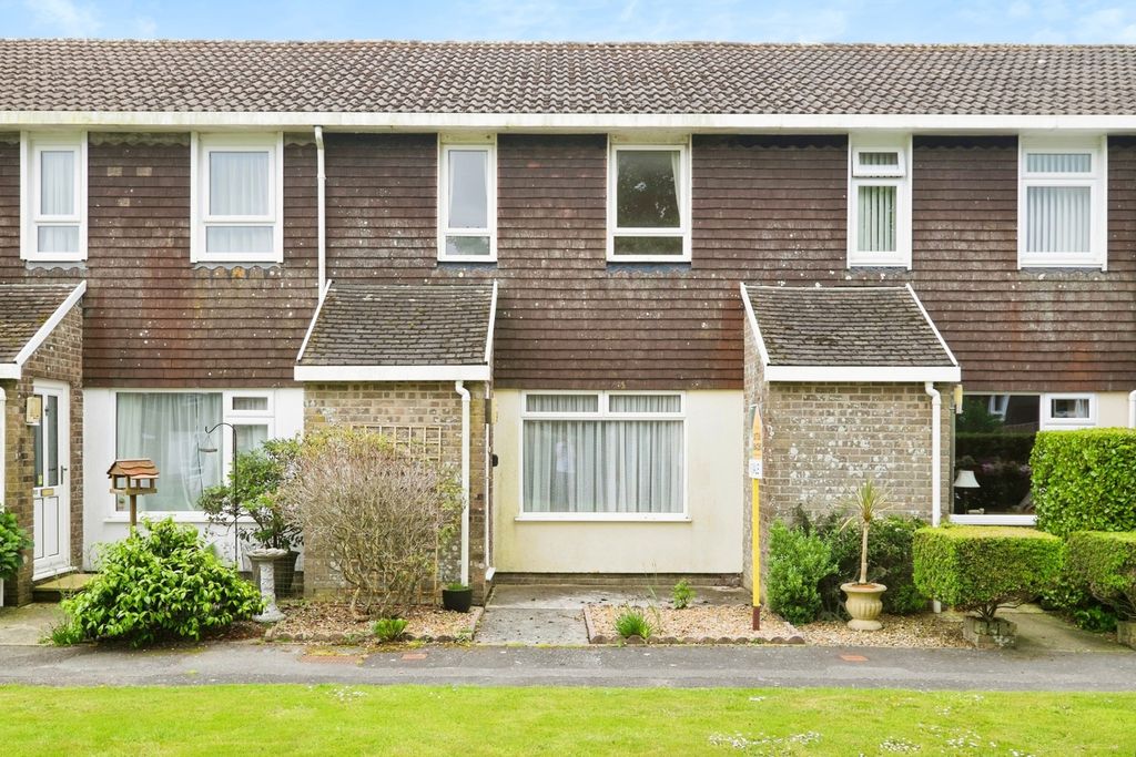 Property photo 1 of 17 29 Tregurtha View