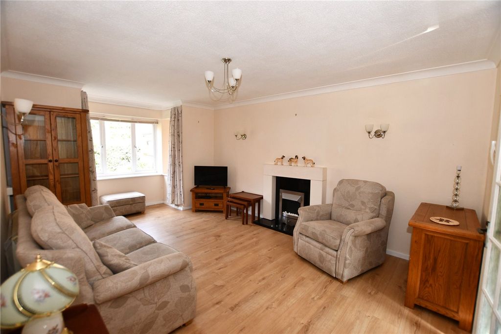 Property photo 2 of 8 Picture No. 02