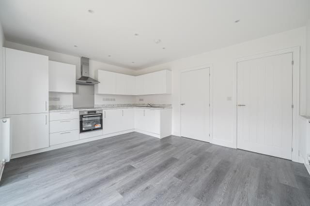 Property photo 1 of 11 Kitchen