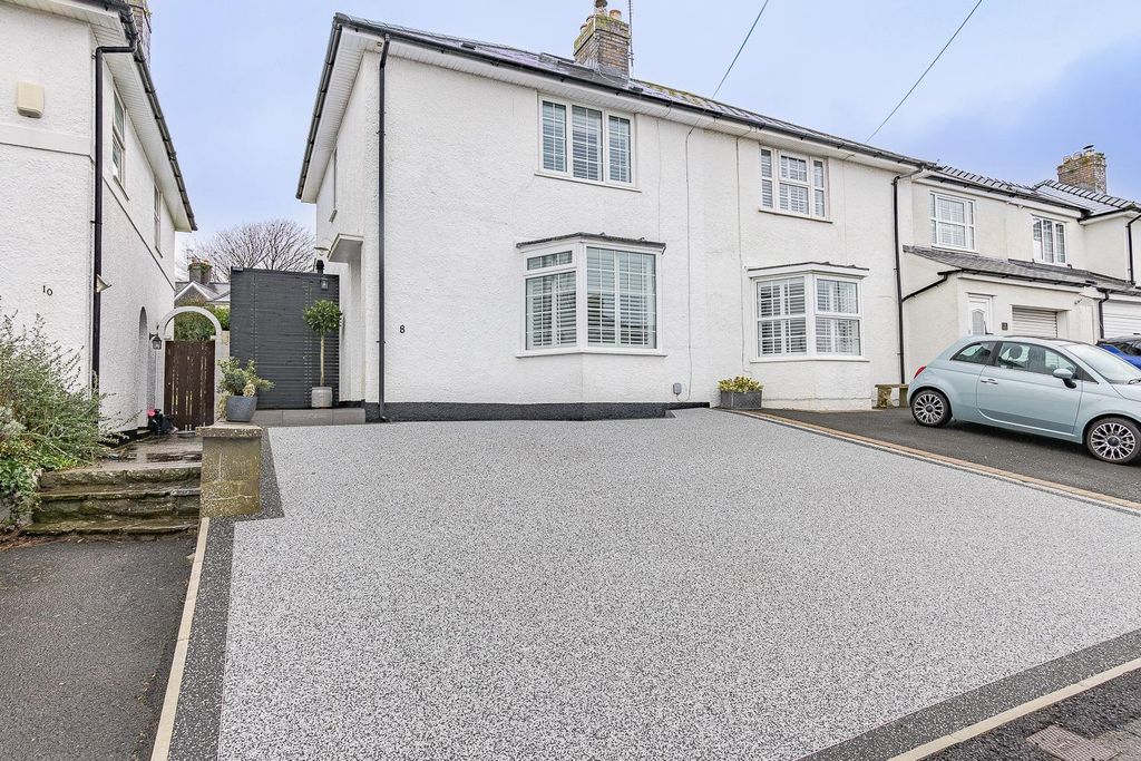 Property photo 1 of 29