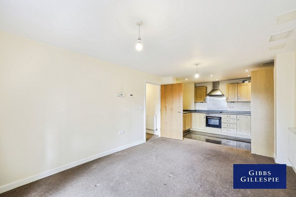 Property photo 3 of 10 Pbox-Img.Jpg