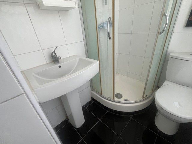 Property photo 2 of 3