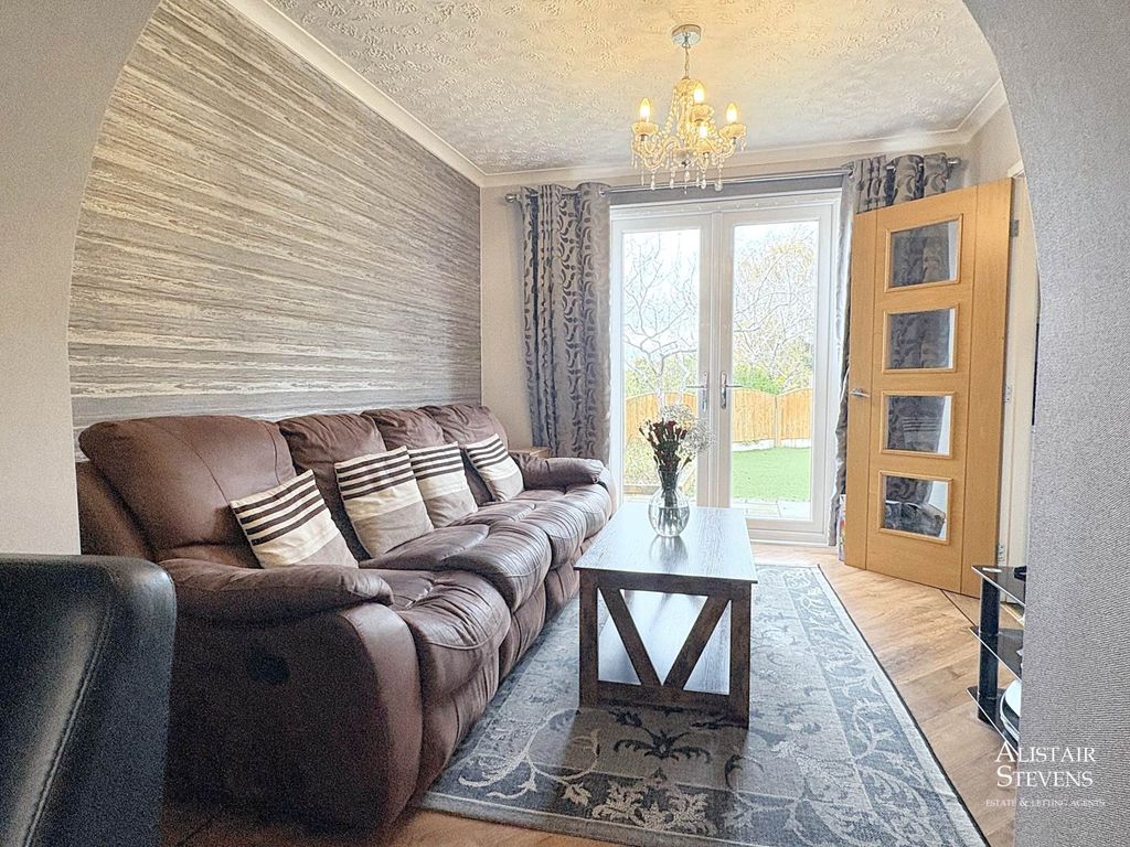 Property photo 3 of 21