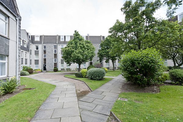 Property photo 1 of 10 Photo 1