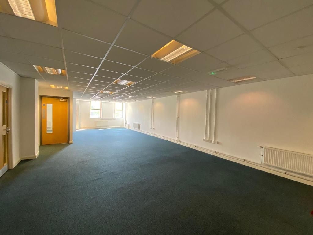 Property photo 2 of 7 Photo 3