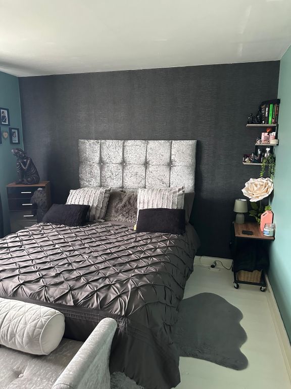 Property photo 2 of 40