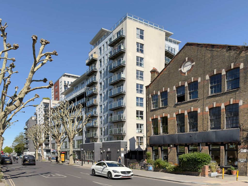 Property photo 1 of 16