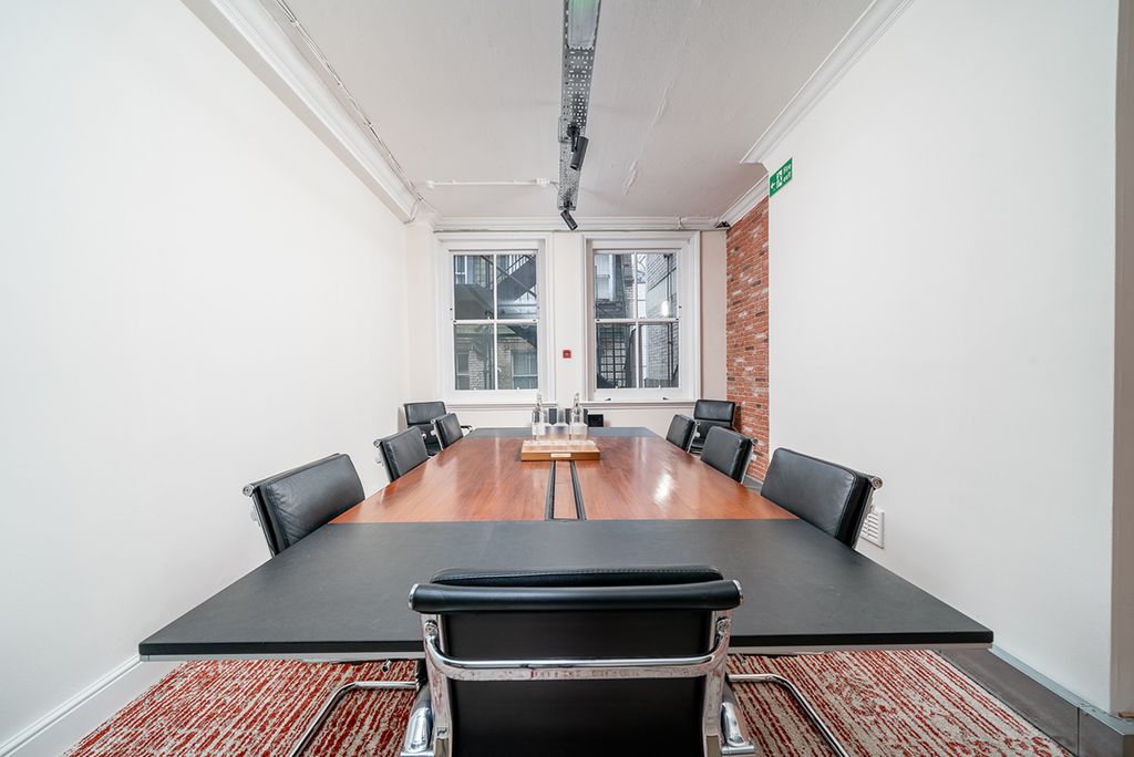 Property photo 2 of 8 Picture 2