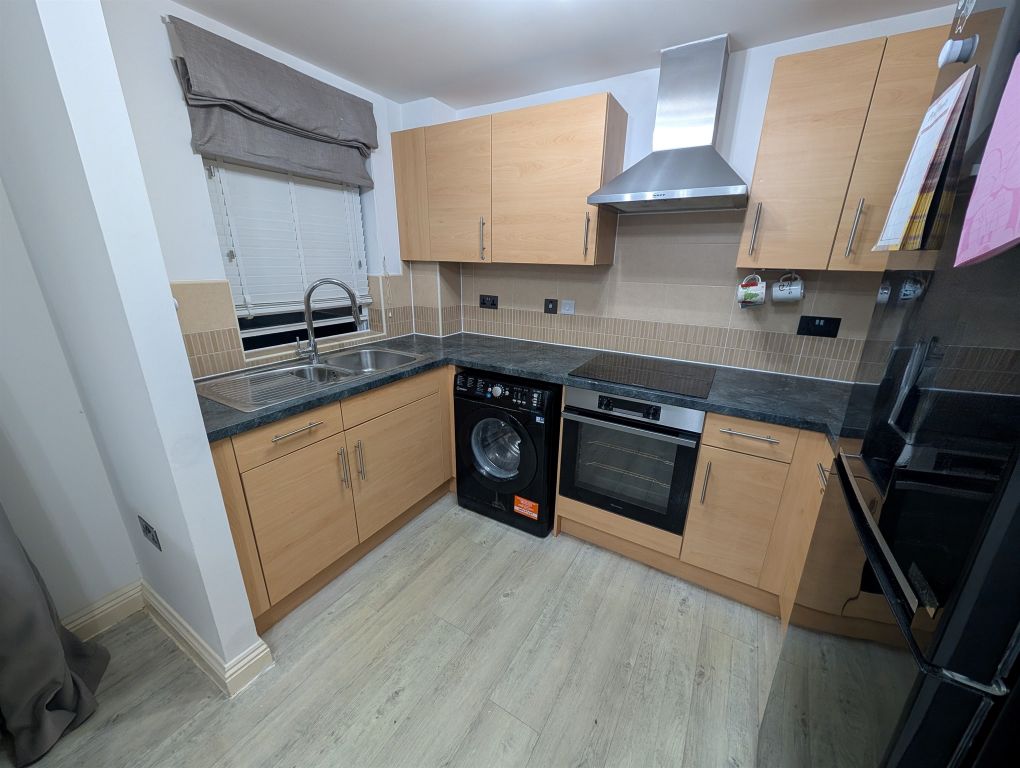 Property photo 2 of 9