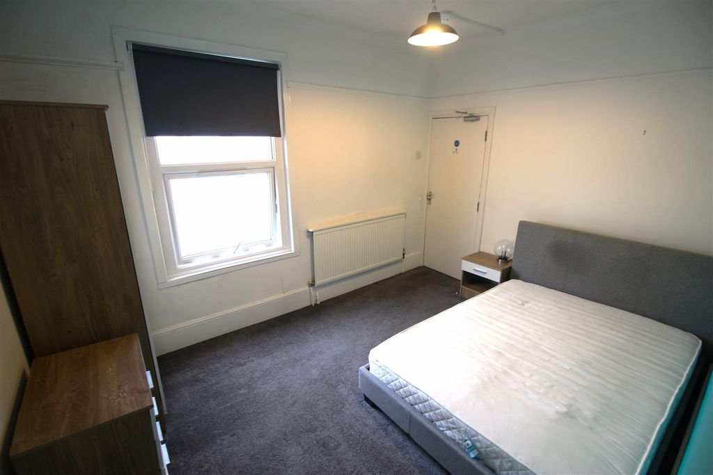 Property photo 2 of 6 Img_2700.Jpg