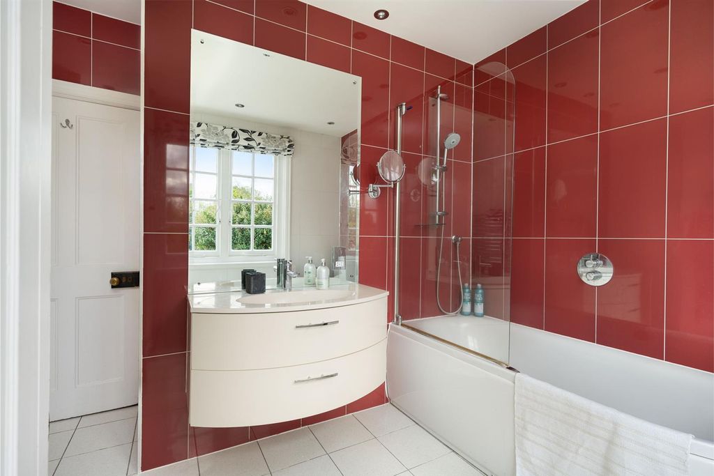 Additional image 21 of 6 bed detached house for saleBasmore Lane, Lower Shiplake, Henley-On-Thames RG9