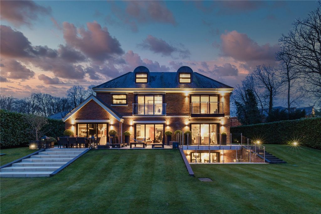 Property photo 1 of 28 Picture No. 31