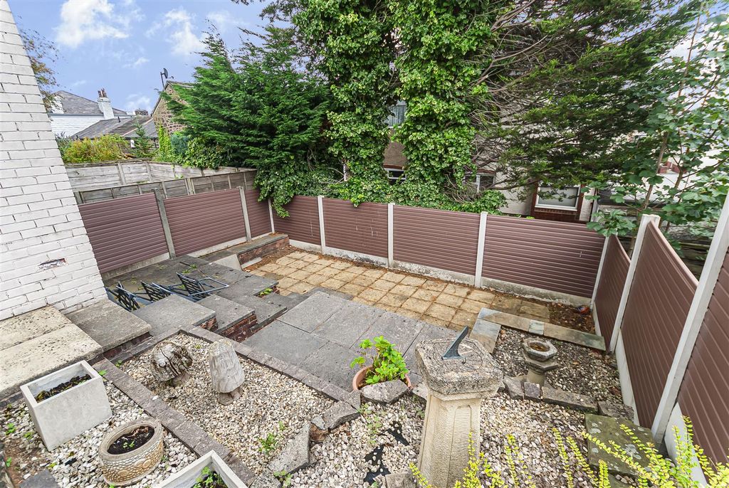 Property photo 2 of 20 Rear Garden