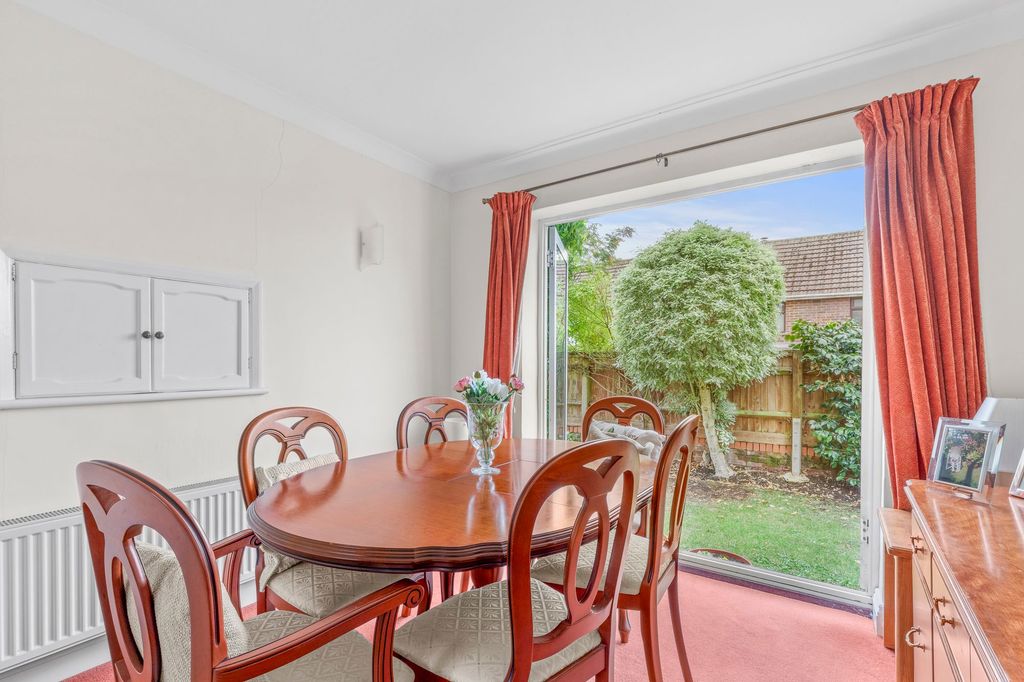 Property photo 3 of 17