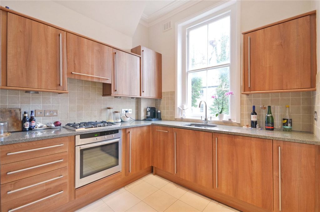 Property photo 3 of 11 Picture No. 04