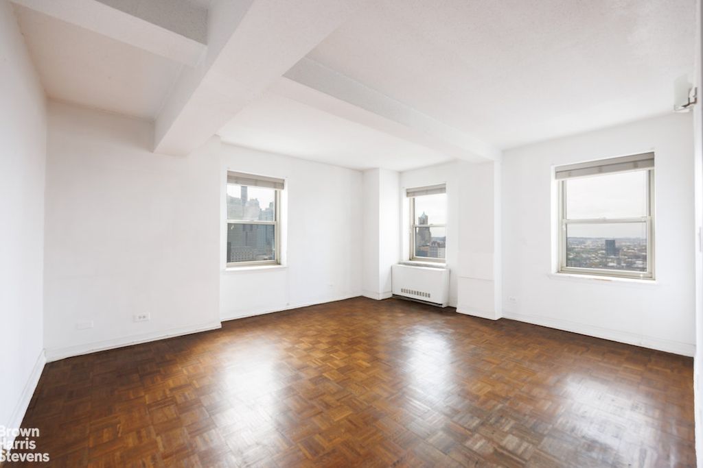Property photo 2 of 11 <Alttext/>