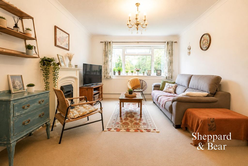 2 bed flat for saleForest Oak Close, Cardiff CF23 photo 4