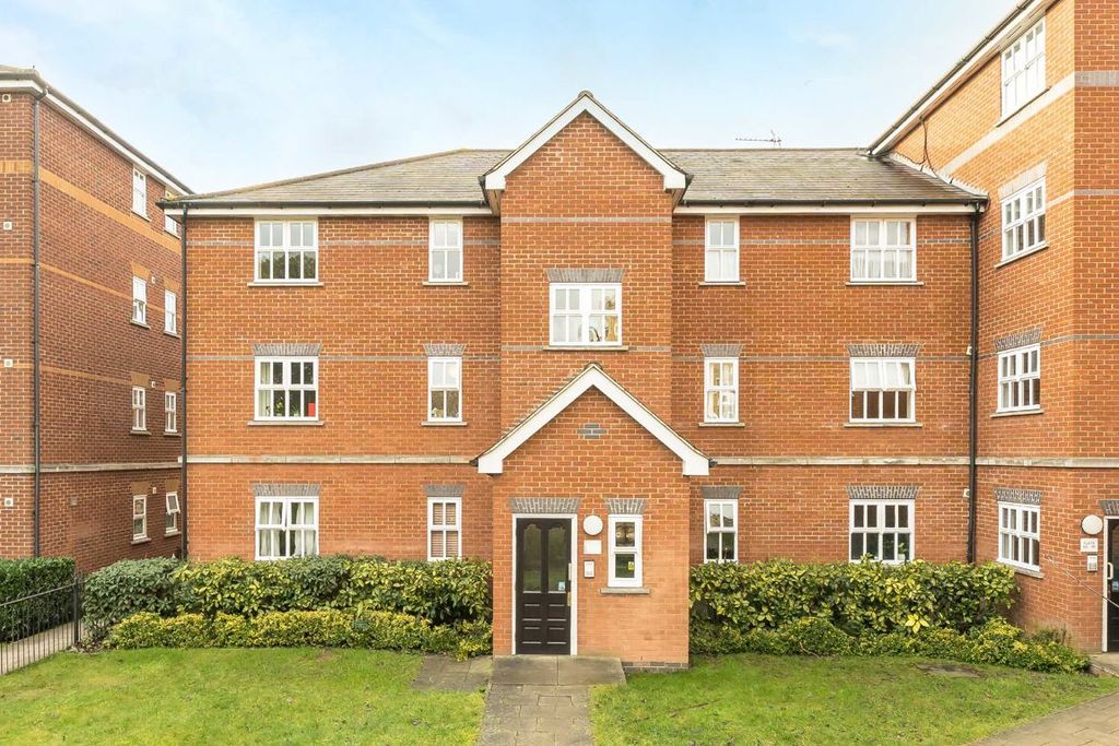 Property photo 1 of 6