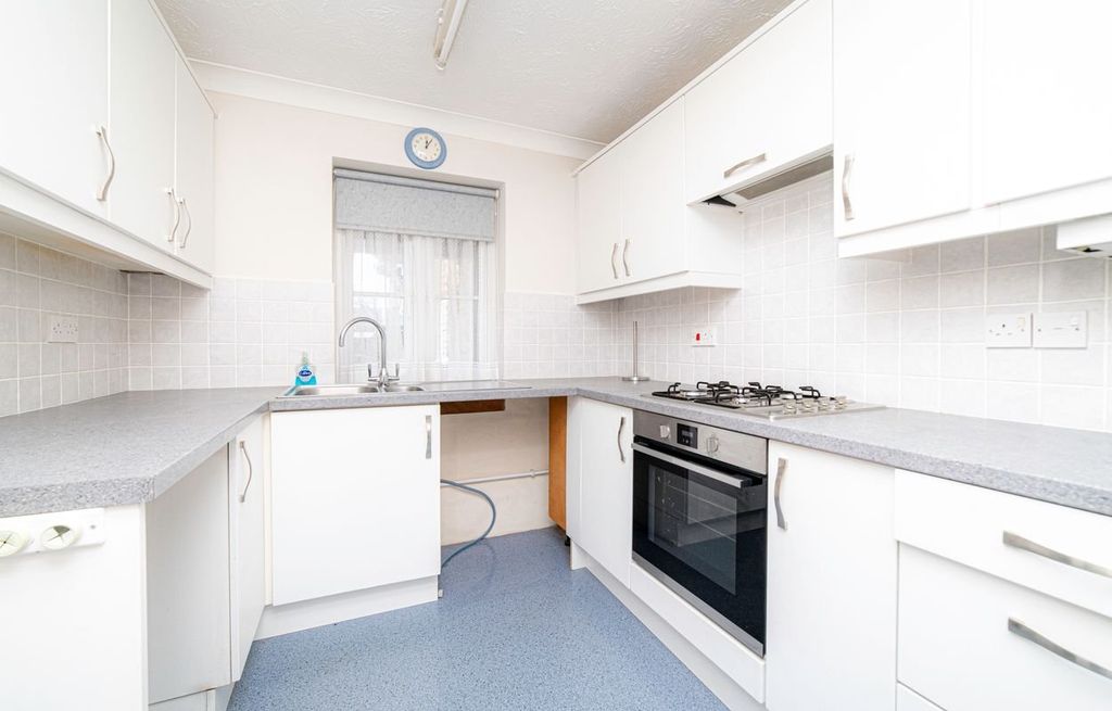 Property photo 3 of 11 Picture 3