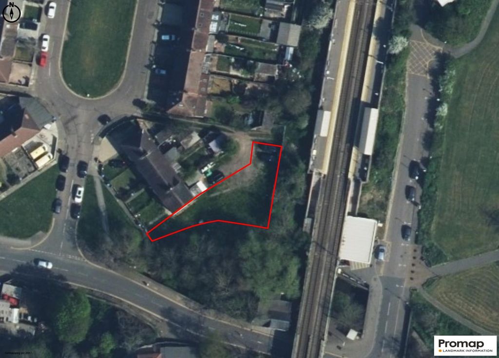 Property photo 1 of 10 Photo 11